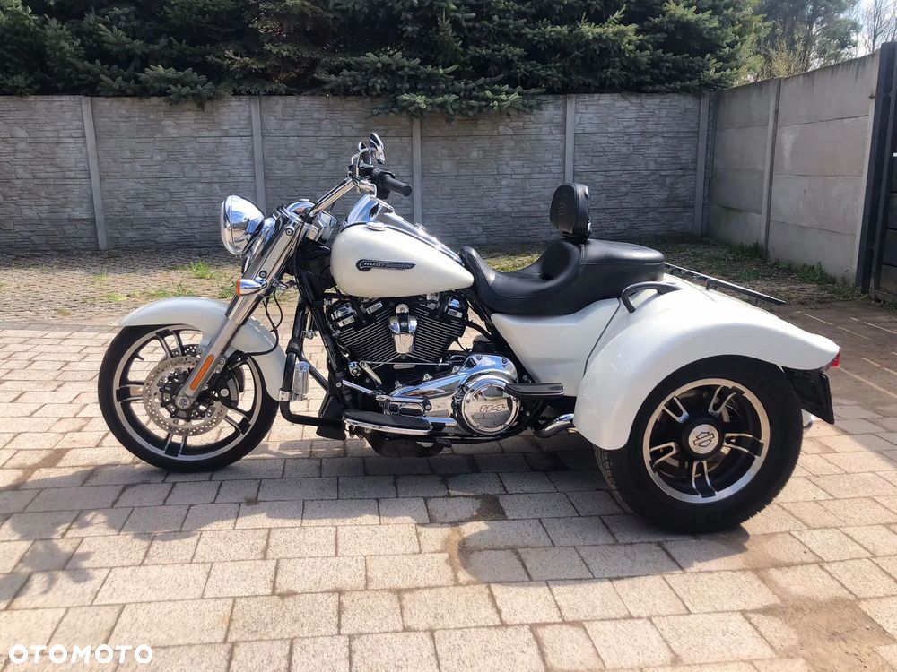 Harley-Davidson Trike Freewheeler - 1