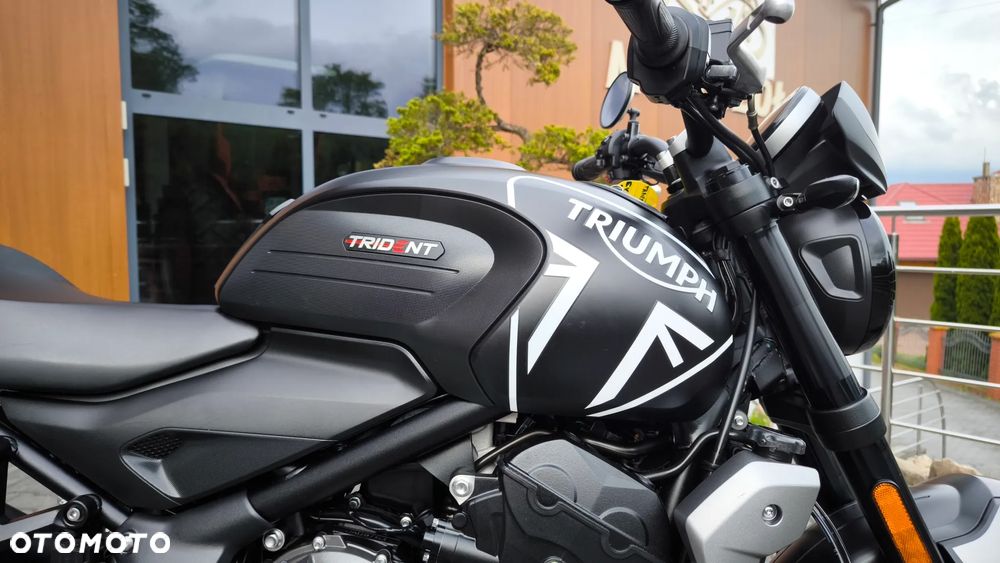 Triumph Trident - 19