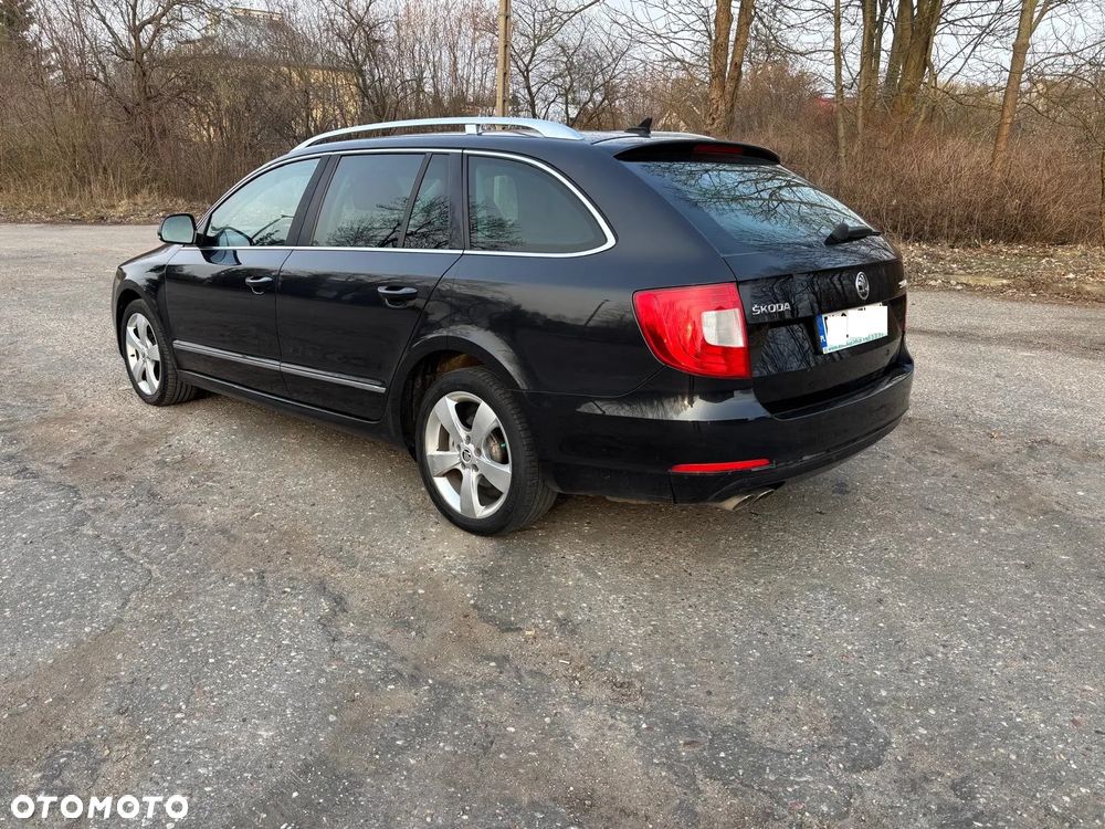 Skoda Superb 2.0 TDI Platinum - 4