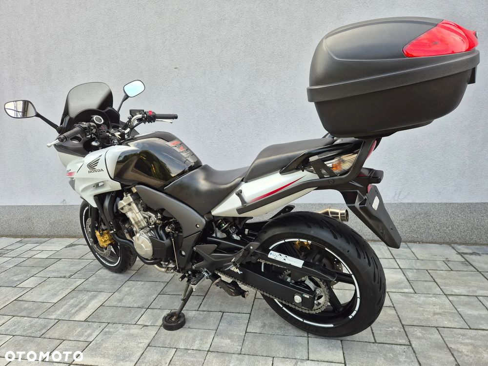Honda CBF - 12