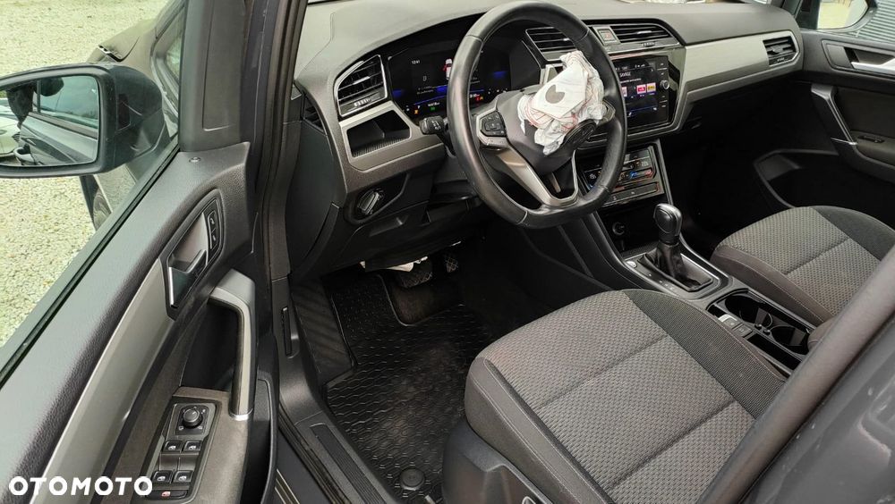 Volkswagen Touran 1.5 TSI EVO Comfortline DSG - 6