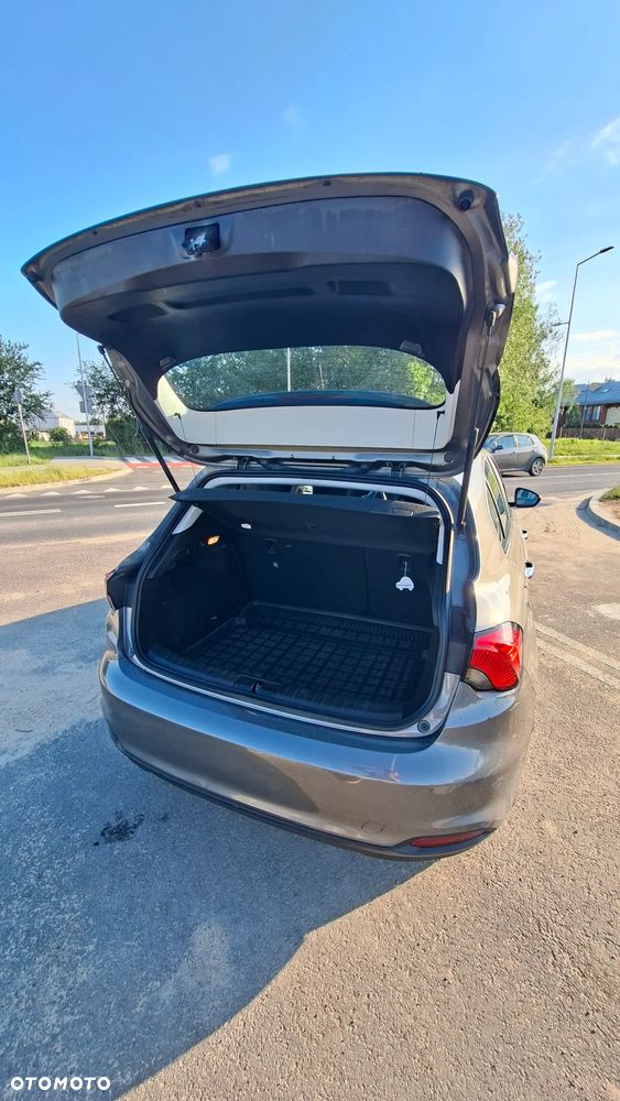 Fiat Tipo 1.4 T-Jet 16v Pop - 17