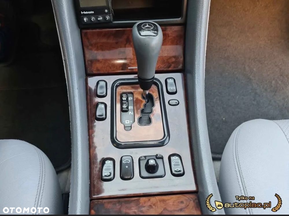 Mercedes-Benz CLK - 10