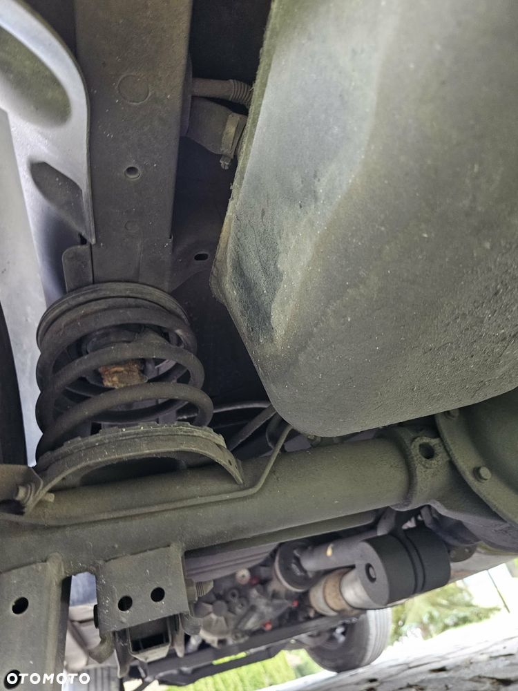 Jeep Cherokee 2.8L CRD Limited - 21