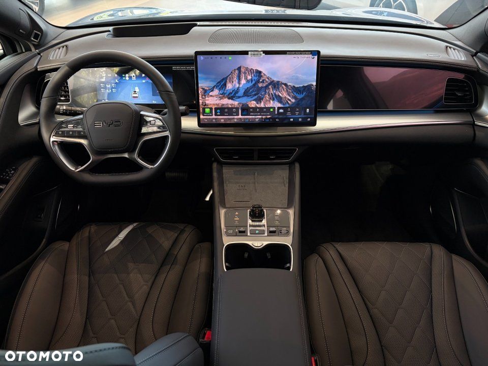 BYD Sealion 7 - 10