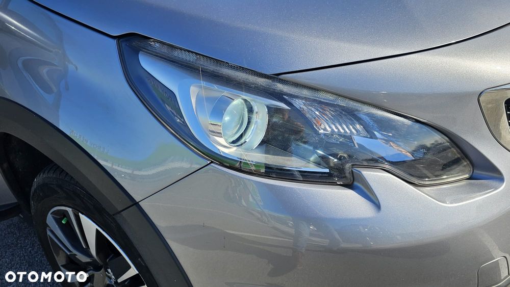 Peugeot 2008 1.2 Pure Tech GPF Allure S&S - 11