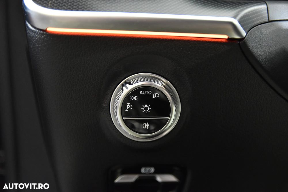 Mercedes-Benz C 220 d MHEV - 16