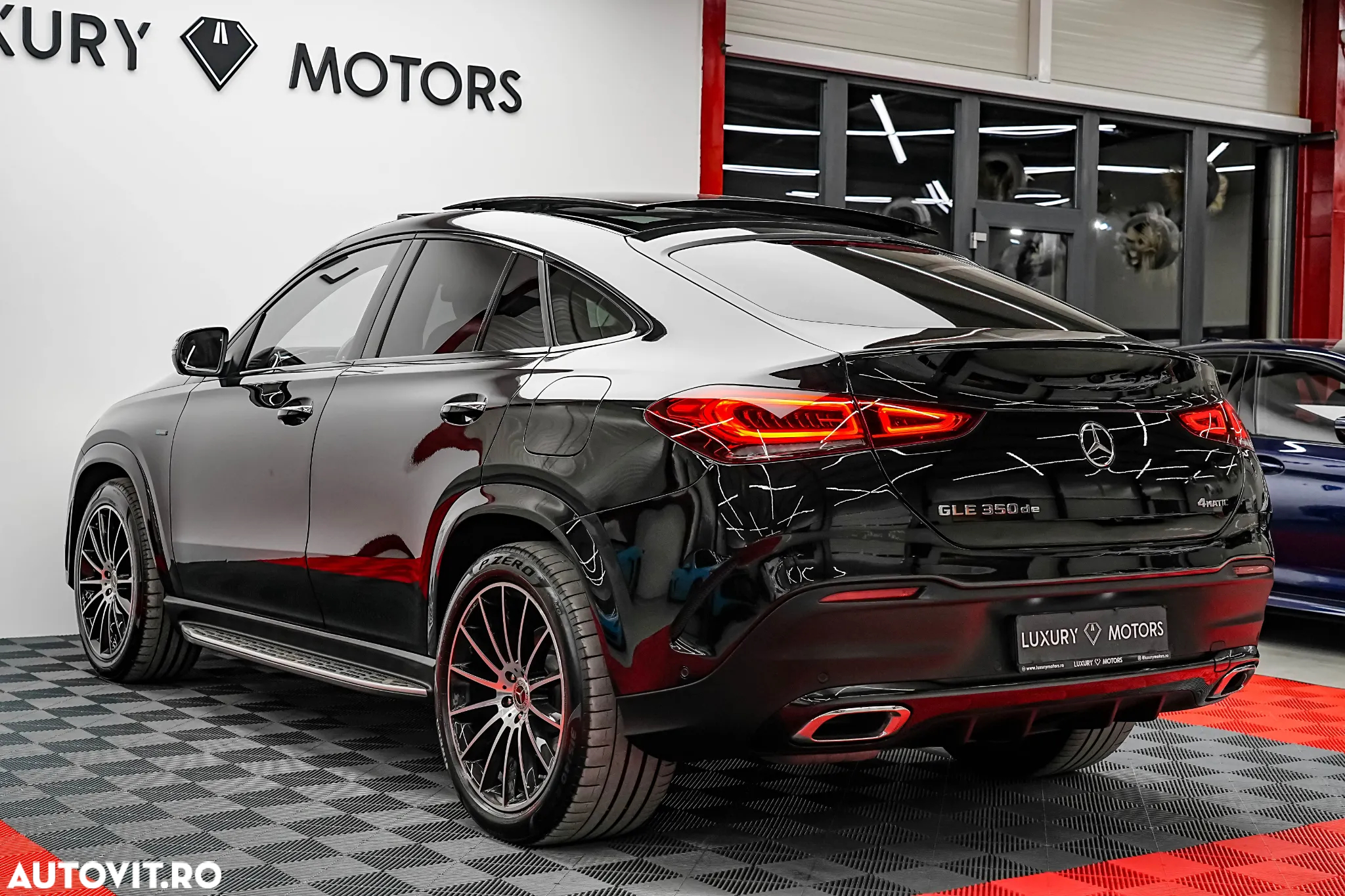 Mercedes-Benz GLE 350 de 4Matic 9G-TRONIC AMG Line - 28