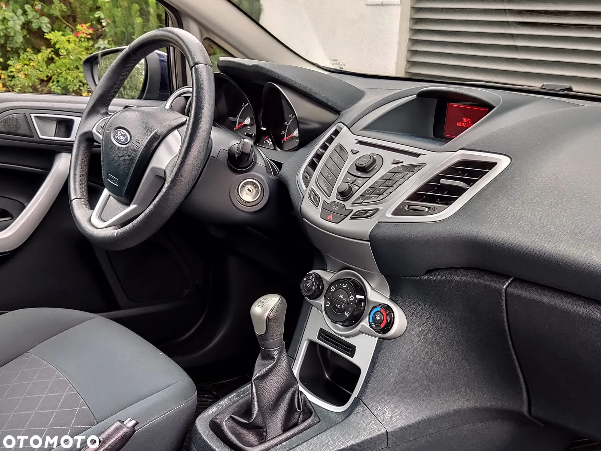Ford Fiesta 1.25 Champions Edition - 13