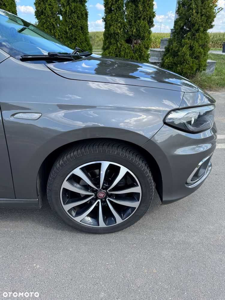 Fiat Tipo 1.6 MultiJet 16v Lounge - 12