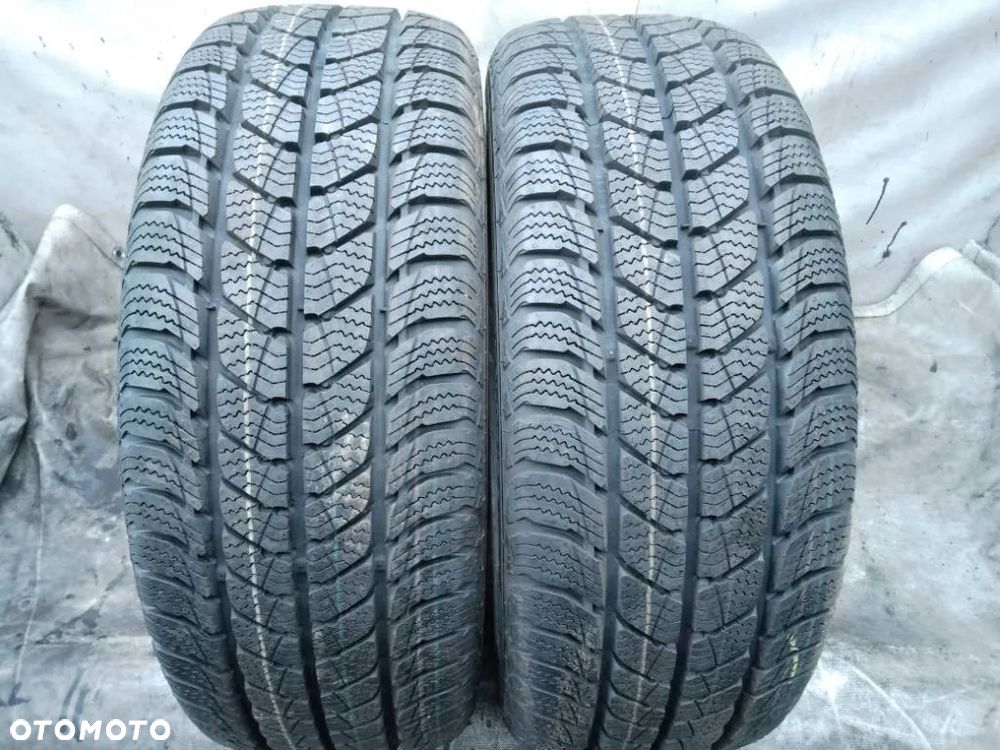 Semperit VanGrip 3 225/55 R17C 109/107T 2025 - 1
