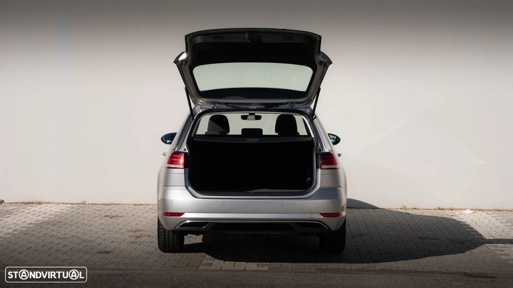 VW Golf Variant 1.6 TDi Confortline - 16