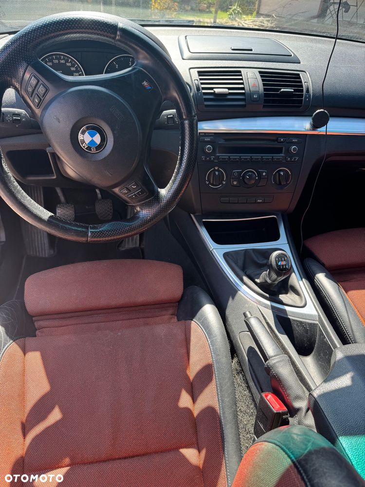 BMW Seria 1 123d - 11