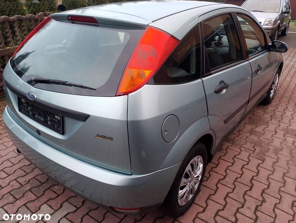 Ford Focus 1.4 Trend - 6