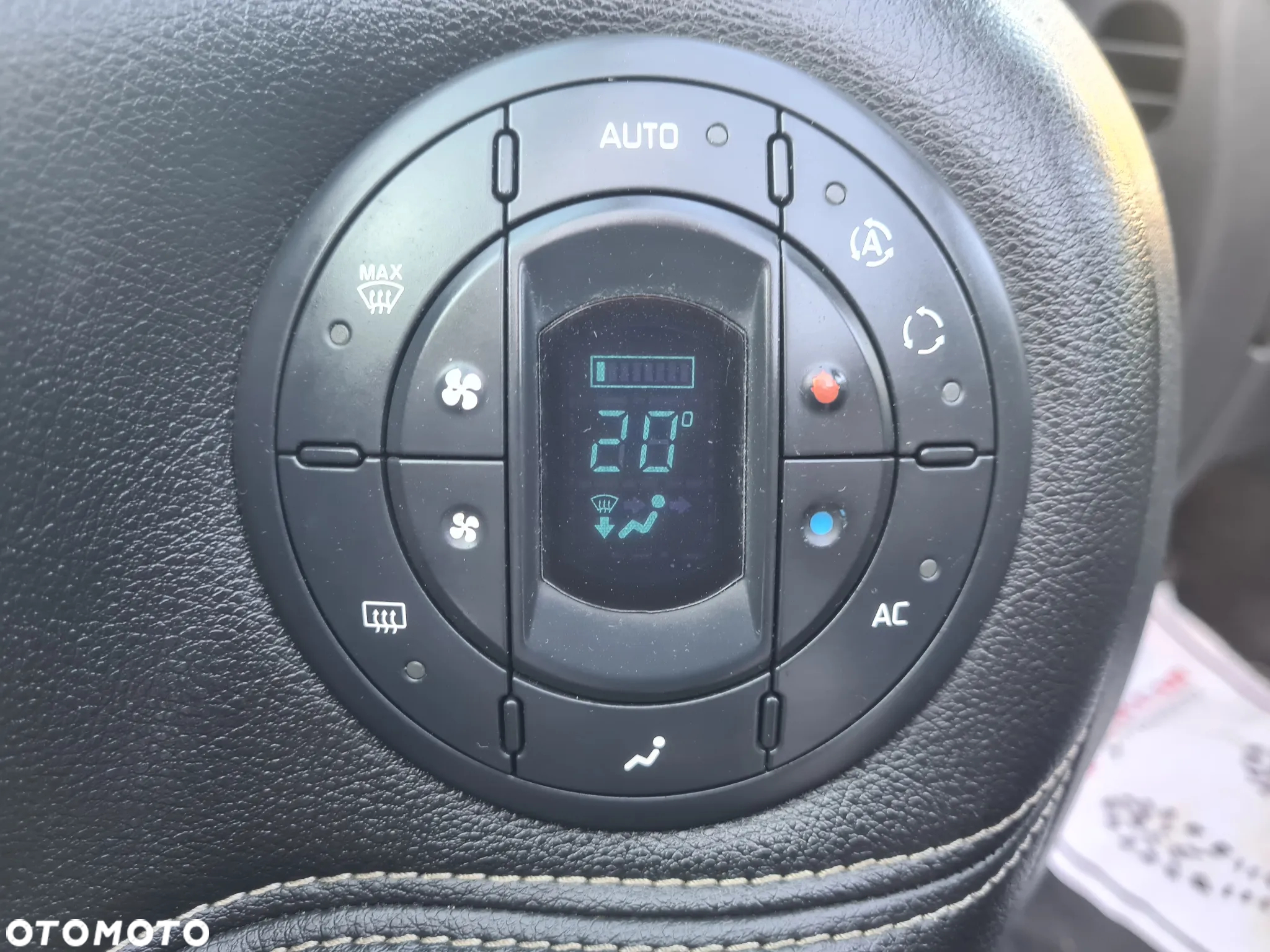 Renault Espace 2.0 dCi 175 FAP Initiale - 27