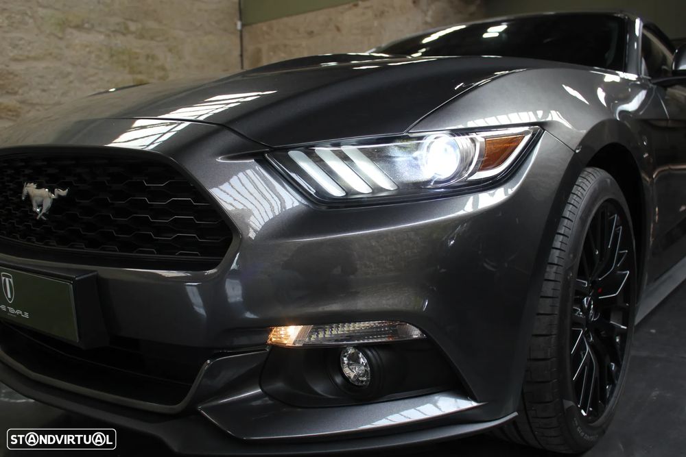 Ford Mustang Cabrio 2.3 Eco Boost - 21