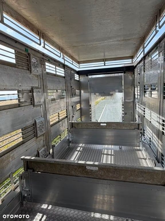Mercedes-Benz Actros 2545 L 6x2 | Zestaw do transportu zwierząt Ka-ba - 3 poziomy + przegrody | 475 tys. km | Euro 6d - 7