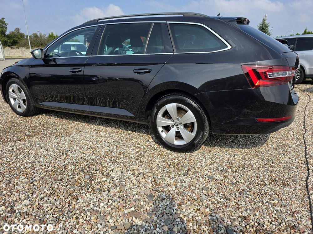 Skoda Superb 2.0 TDI SCR 4x4 Ambition DSG - 10