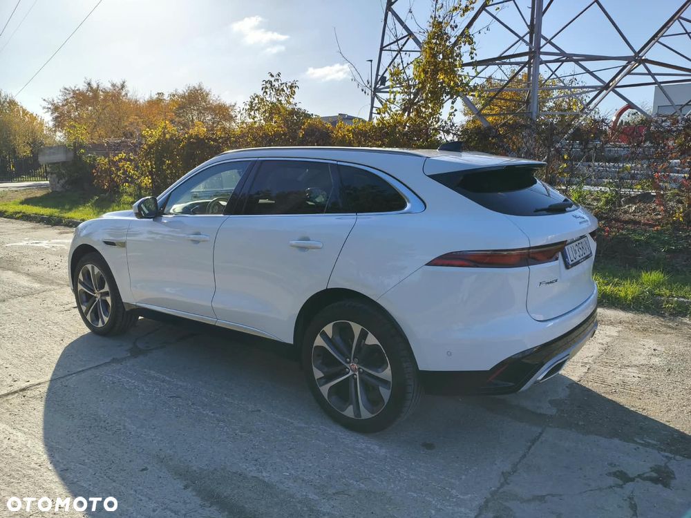 Jaguar F-Pace - 10