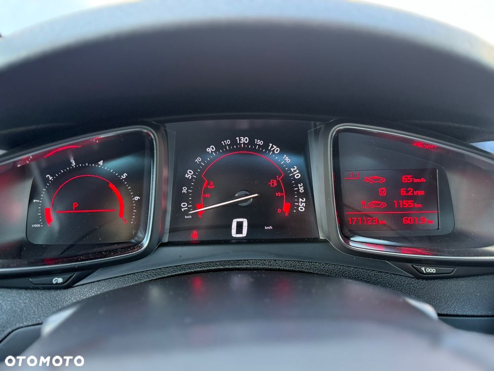 Citroën DS5 2.0 BlueHDi SportChic EAT6 - 31