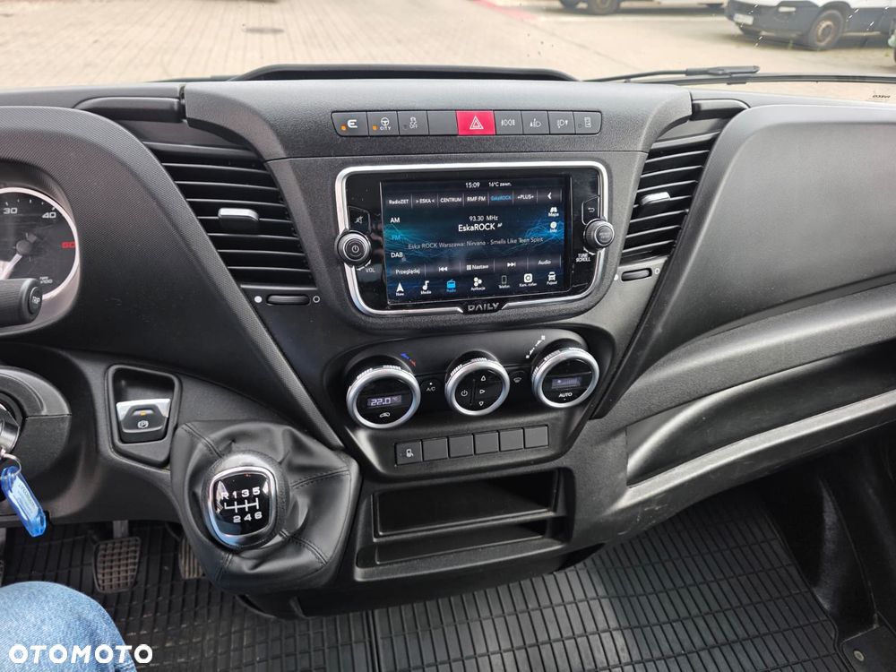 Iveco 35S18 Plandeka z Winda 8EP 4200X2200X2200 +Krajowy Super Stan Ledy Nawigacja Firanka ! - 13