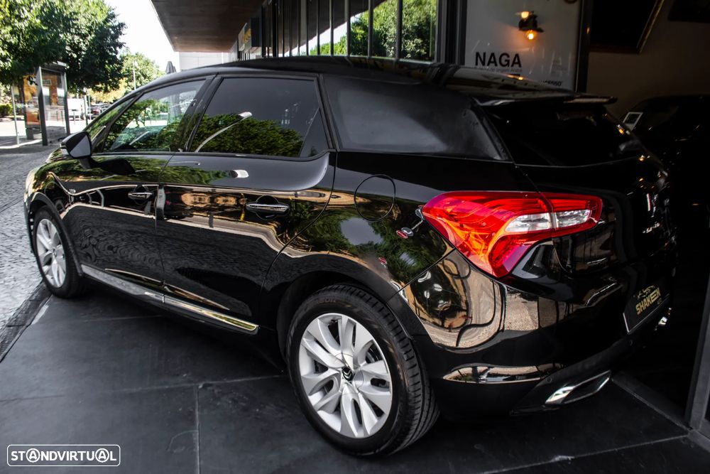 Citroën DS5 2.0 HDi Hy4 So Chic CMP6 102g - 3