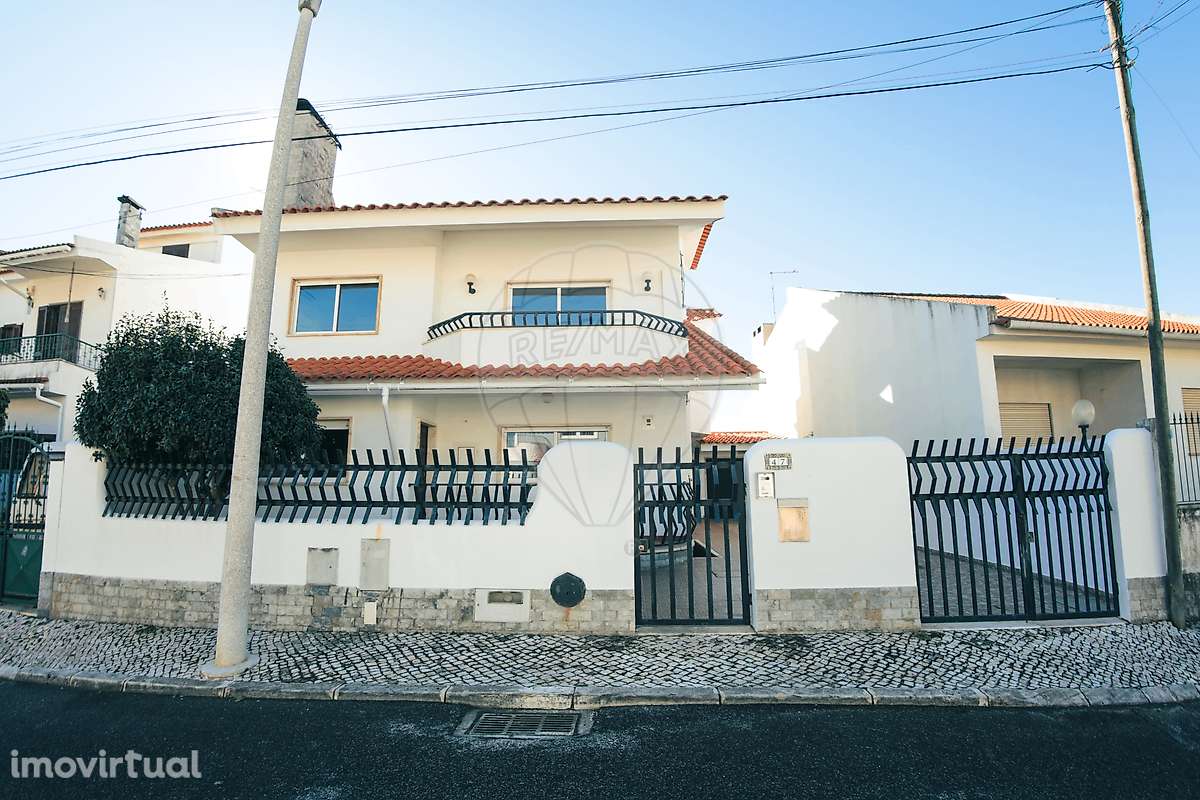 Moradia T5 para venda - Grande imagem: 2/46