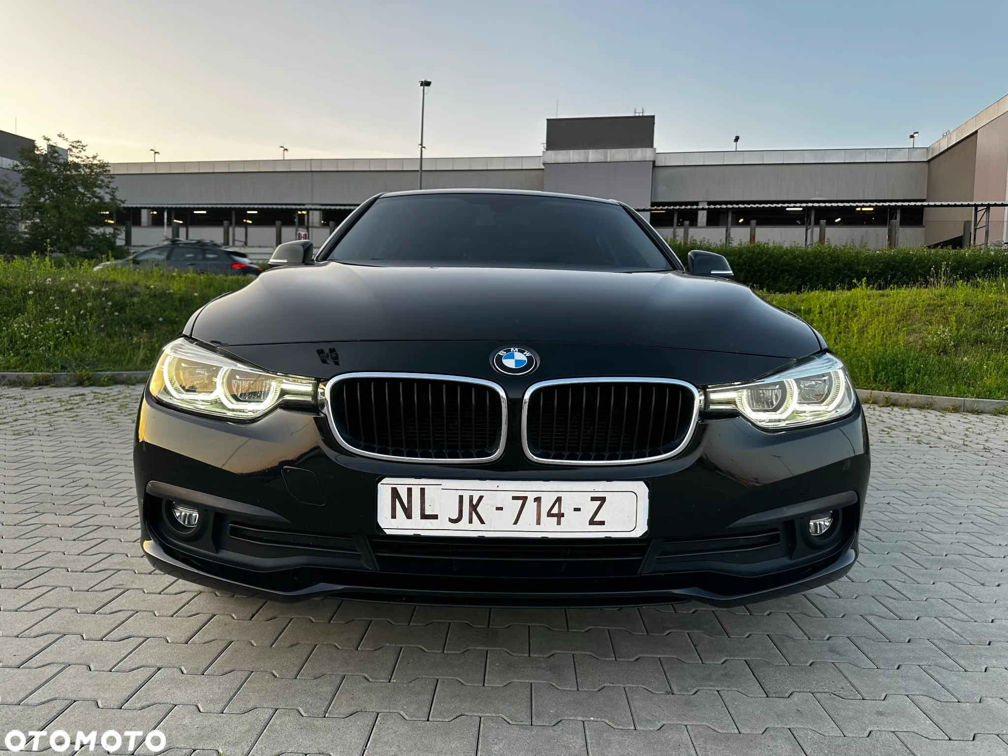 BMW Seria 3 316d M Sport - 13
