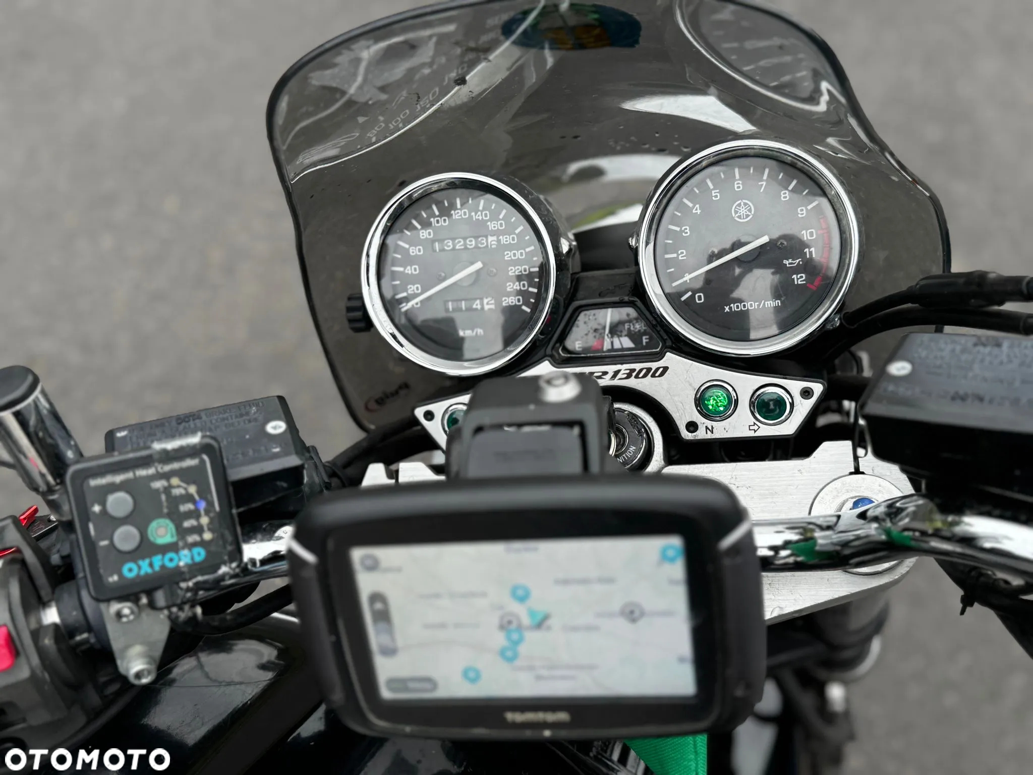 Yamaha XJR - 8