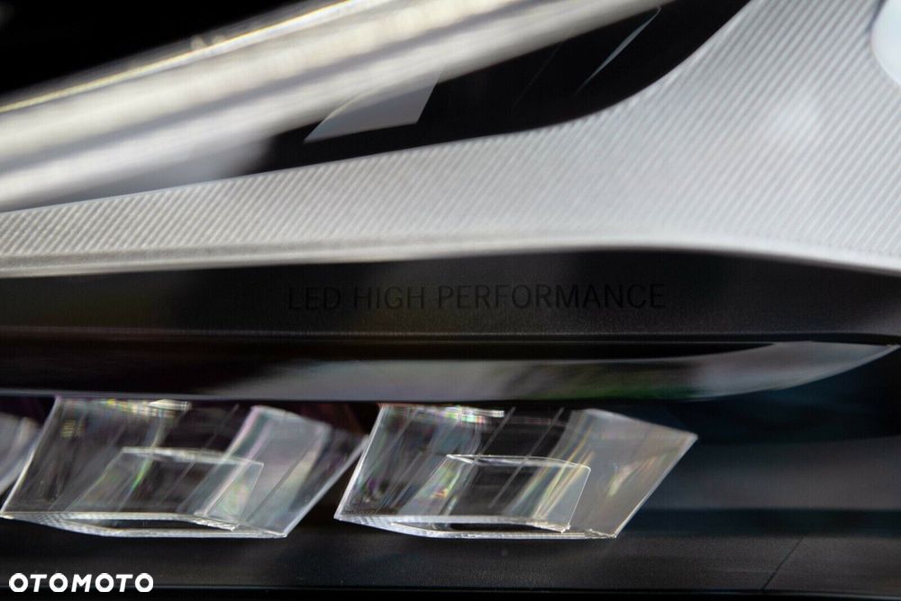Mercedes-Benz CLA 200 mHEV 7G-DCT - 15