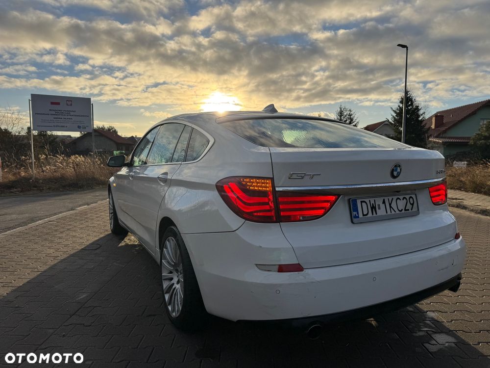 BMW 5GT 535d - 12