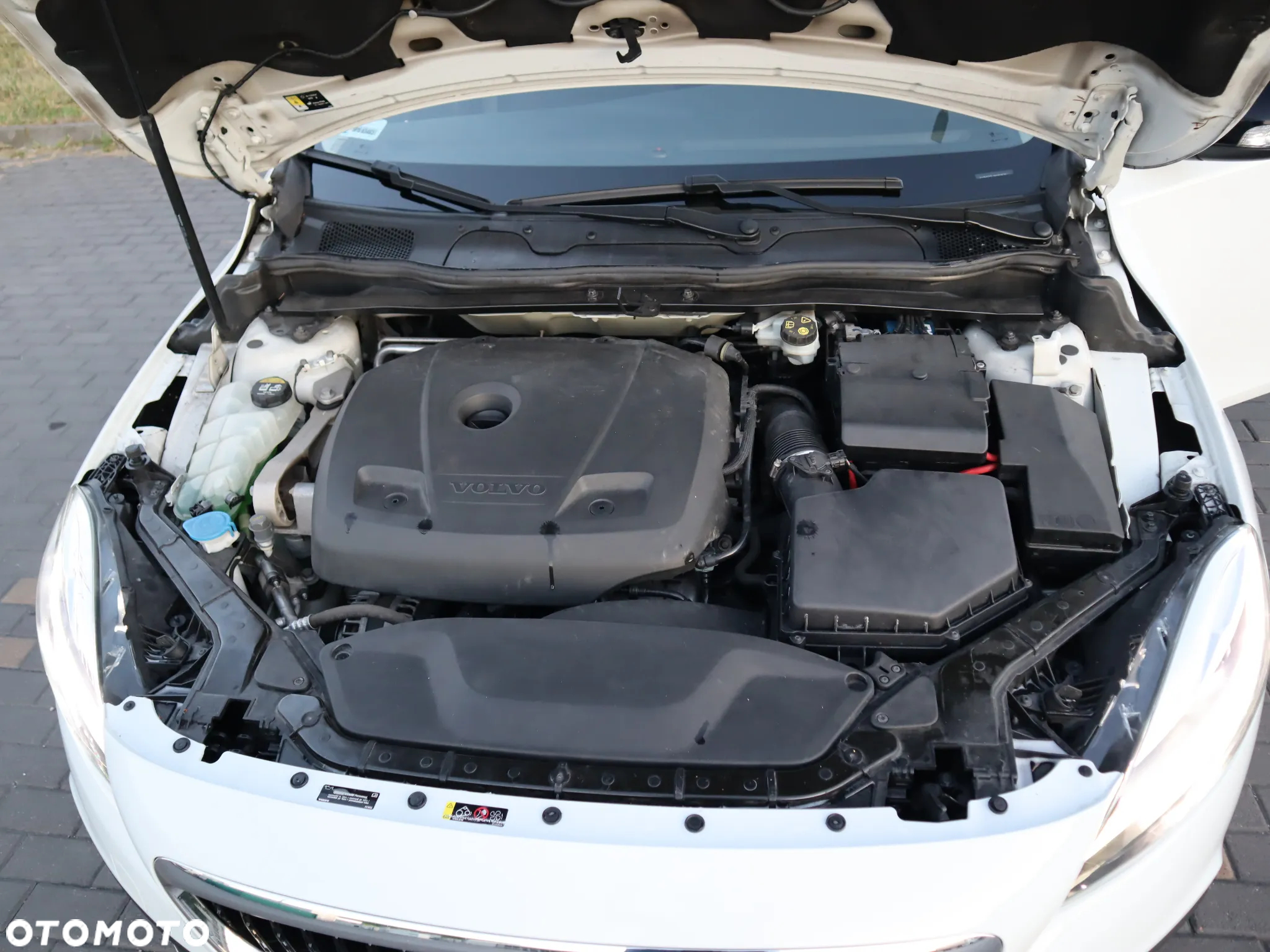 Volvo V40 Cross Country T3 Drive-E Kinetic - 21