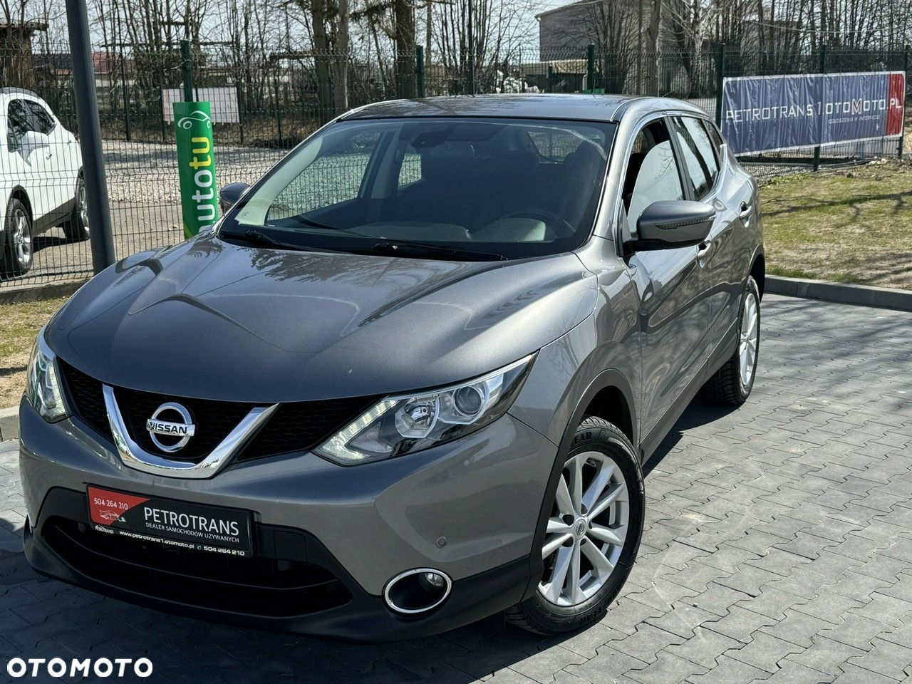 Nissan Qashqai - 2