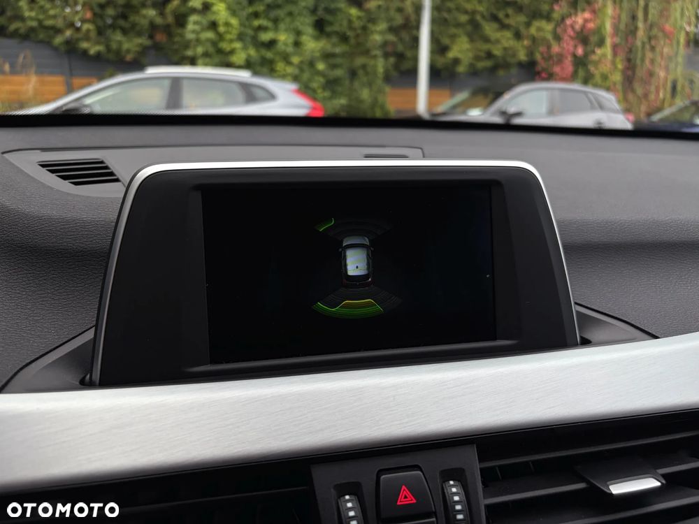 BMW X1 sDrive20d Advantage - 24