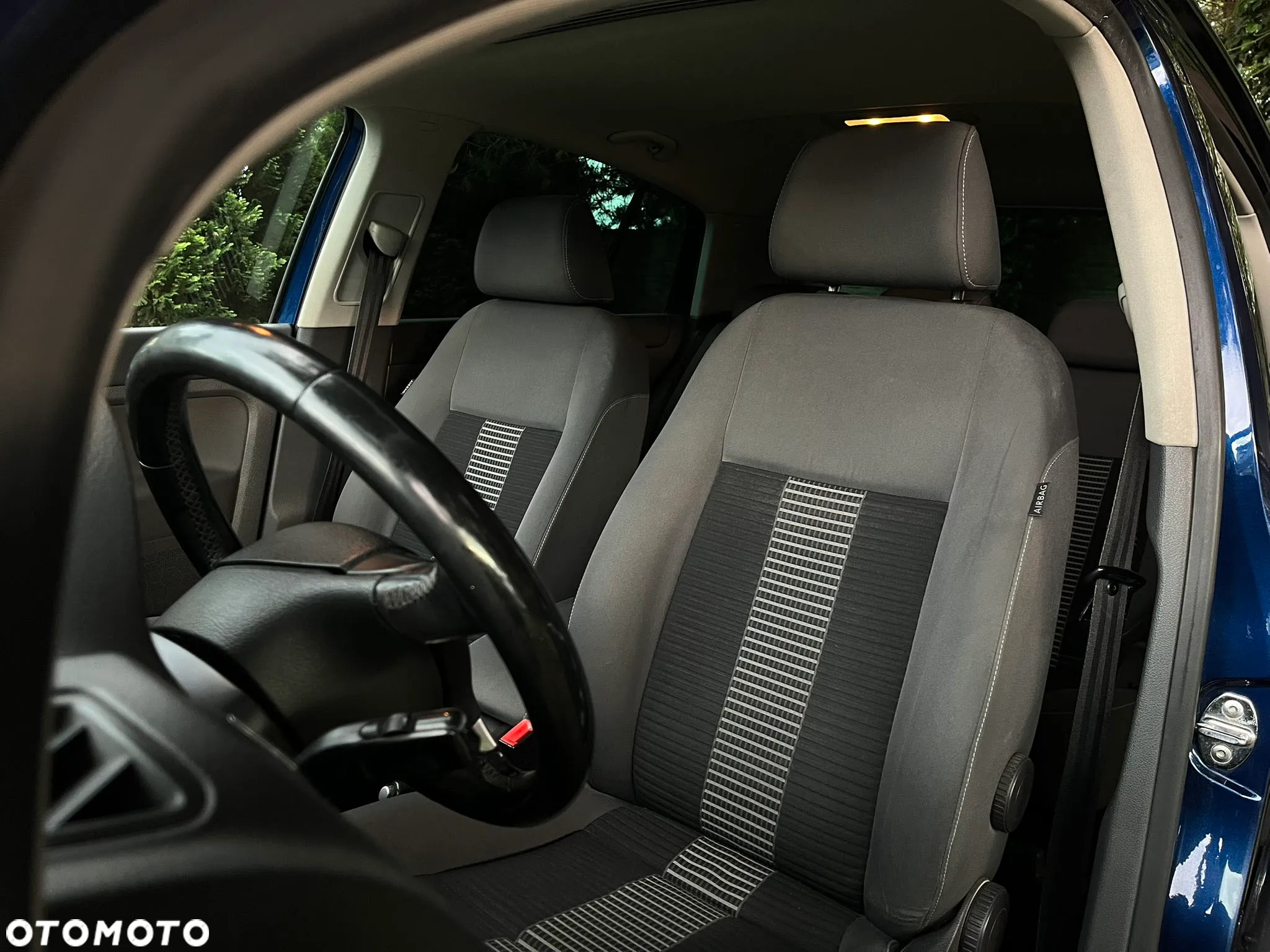 Volkswagen Golf Plus 2.0 TDI DPF United - 16