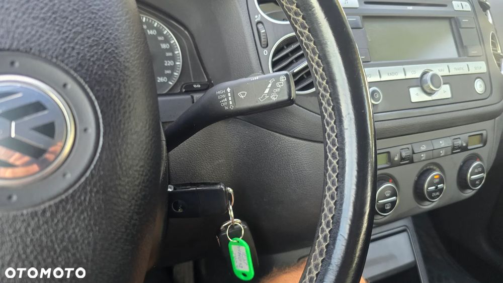 Volkswagen Golf Plus 1.9 TDI DPF Comfortline BlueMotion - 40
