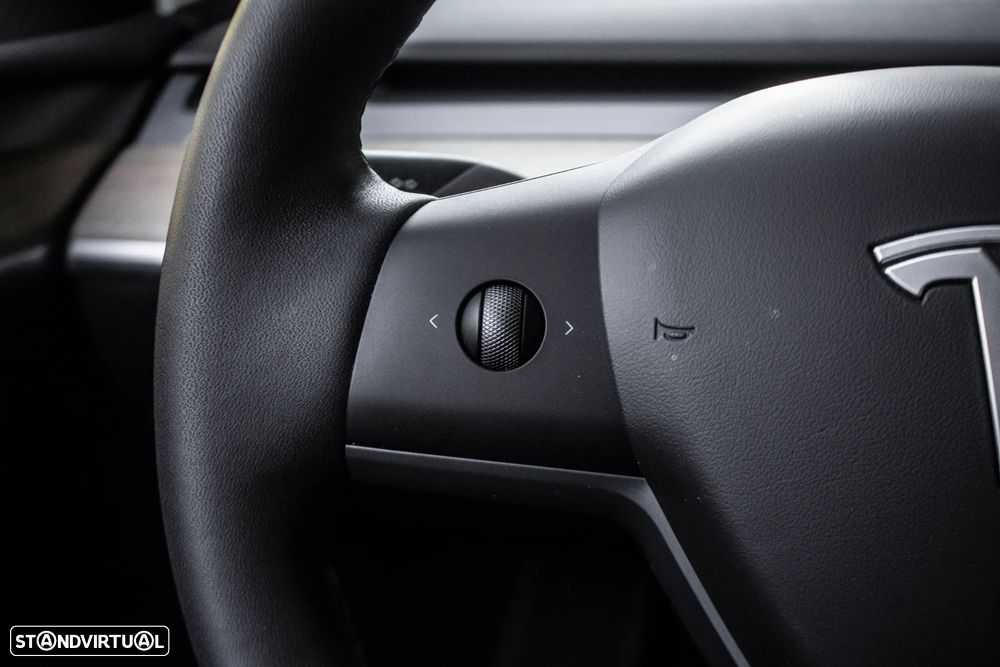 Tesla Model Y Tração Traseira - 13