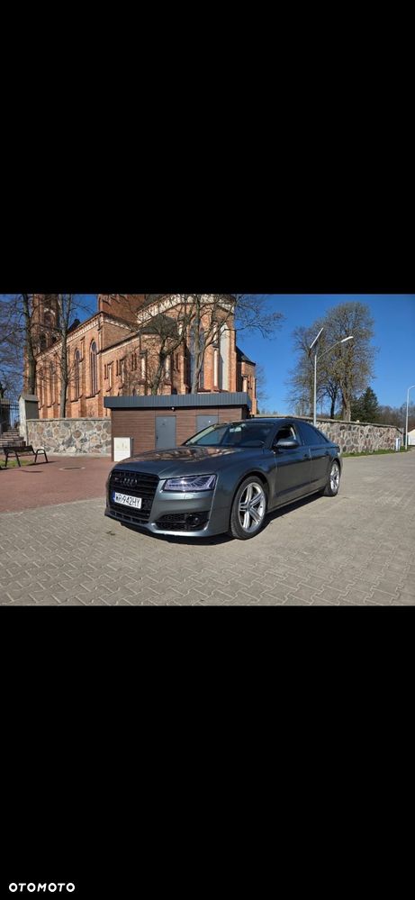 Audi A8 - 1
