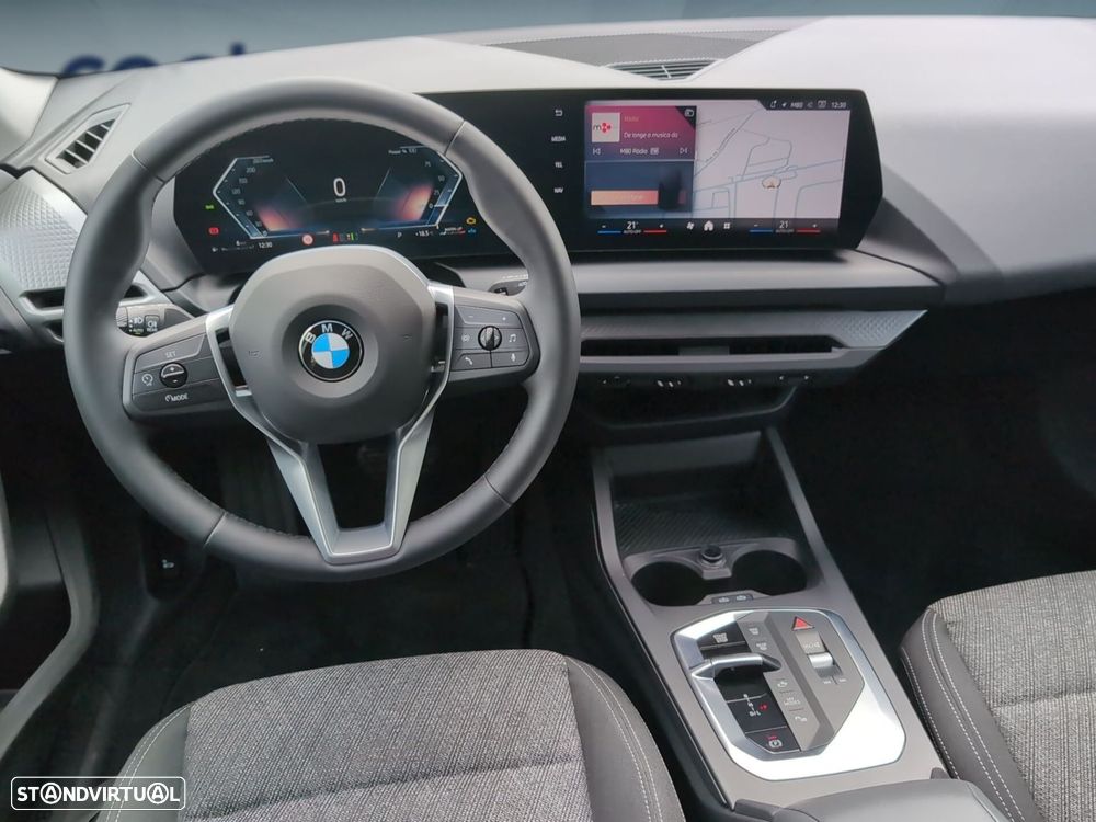 BMW 216 Pack Desportivo M — fotografia 12