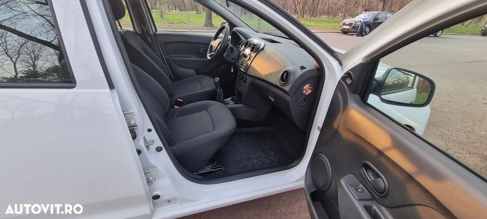 Dacia Logan 1.5 dCi Laureate - 11