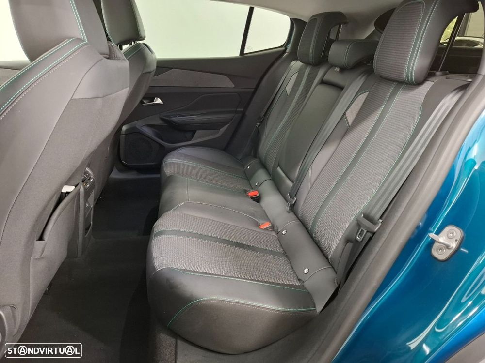 Peugeot 408 HYBRID 136 e-DSC6 Allure - 7