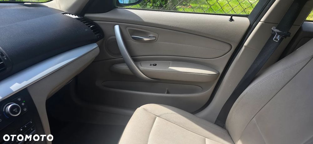 BMW Seria 1 - 19