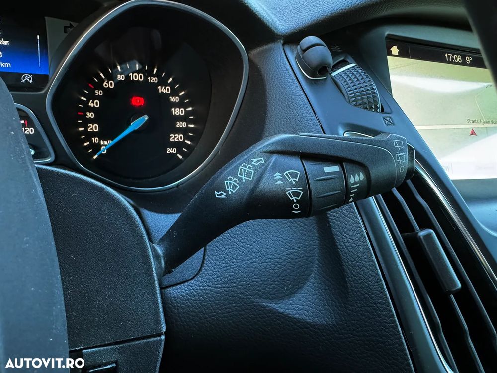 Ford Focus 1.5 EcoBlue Titanium Business - 29