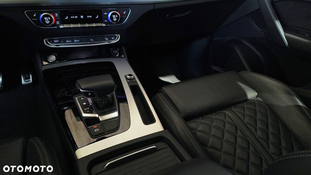 Audi Q5 Sportback - 39