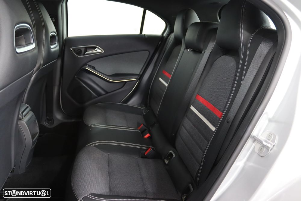 Mercedes-Benz A 180 CDI (BlueEFFICIENCY) Style - 12