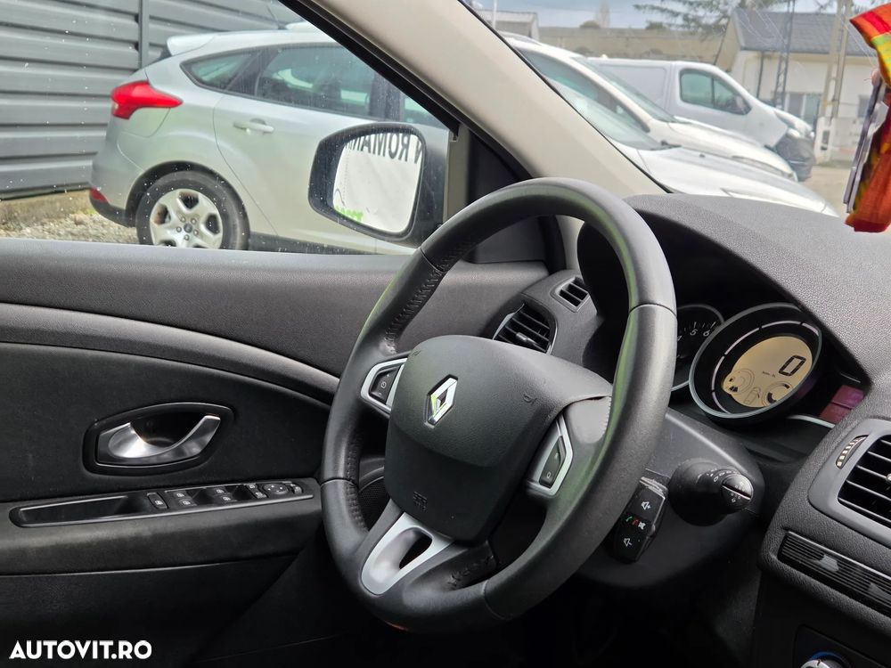 Renault Megane 1.6 16V 110 Expression - 15