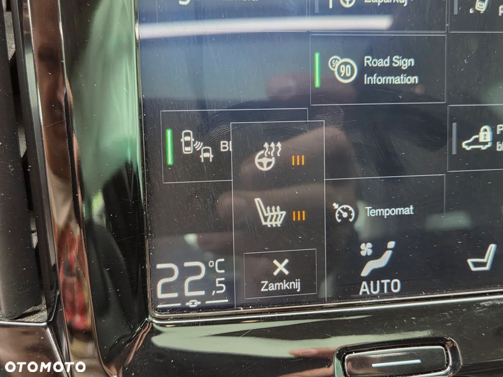 Volvo S90 T5 Momentum - 22