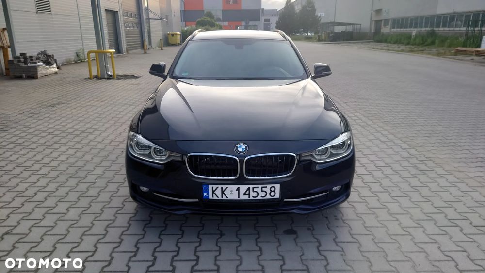 BMW Seria 3 330d Sport Line - 9