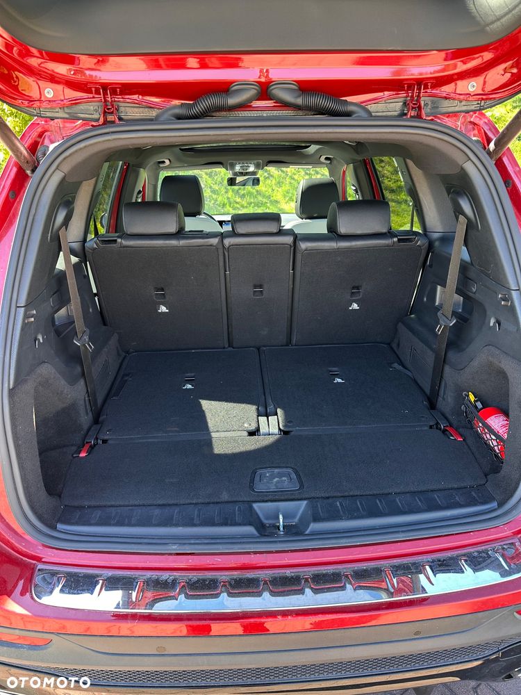 Mercedes-Benz GLB - 12
