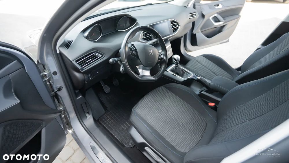 Peugeot 308 PureTech 110 Stop & Start Style - 23